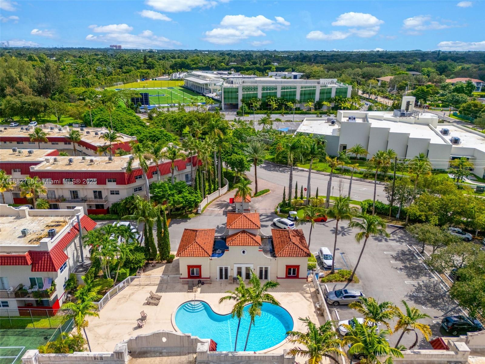 VILLAS OF PINECREST CONDO - Residential Lease