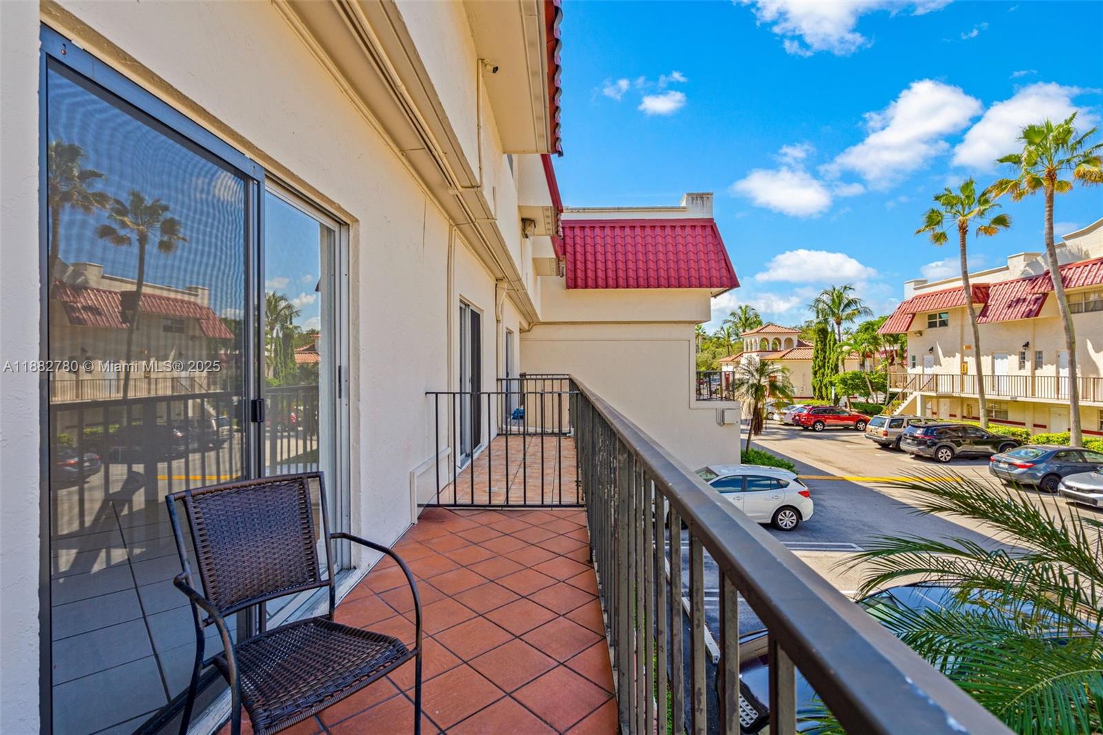 VILLAS OF PINECREST CONDO - Residential Lease