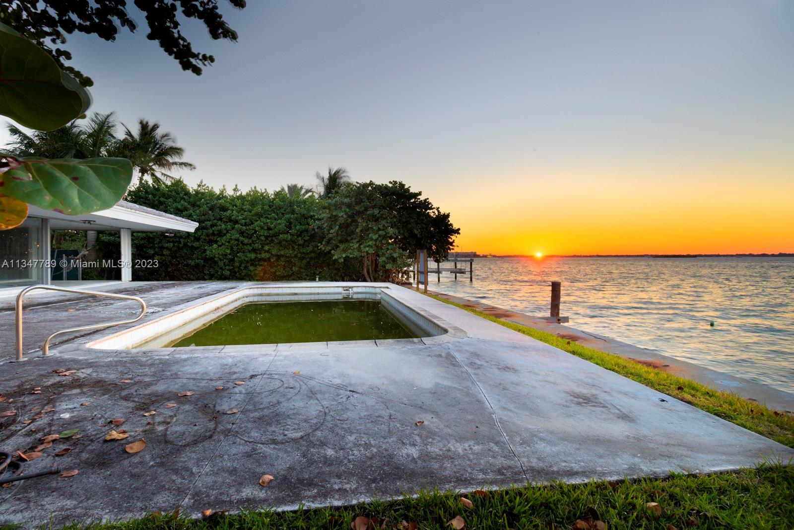 NORMANDY GOLF COURSE - Land