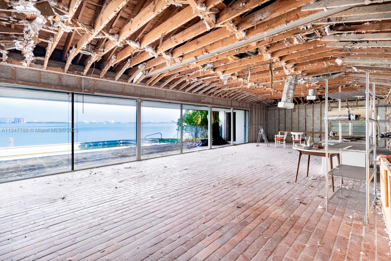 NORMANDY GOLF COURSE - Land