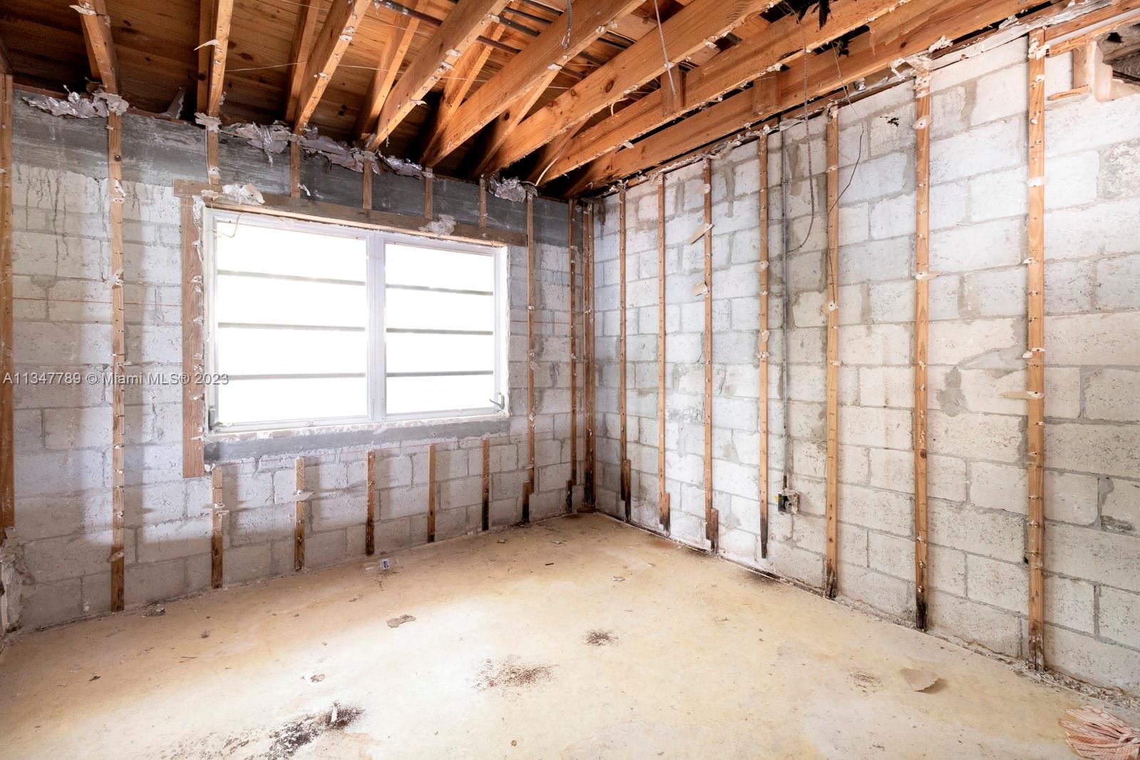 NORMANDY GOLF COURSE - Land