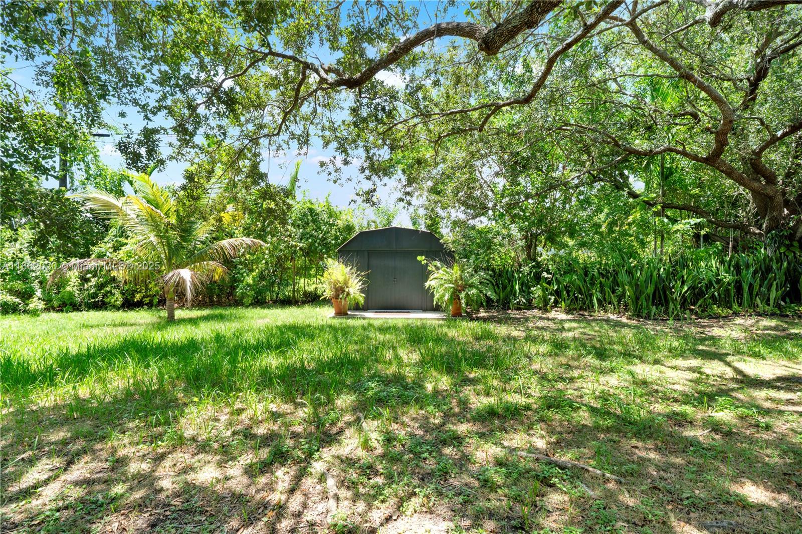 PALMETTO COUNTRY CLUB EST - Residential