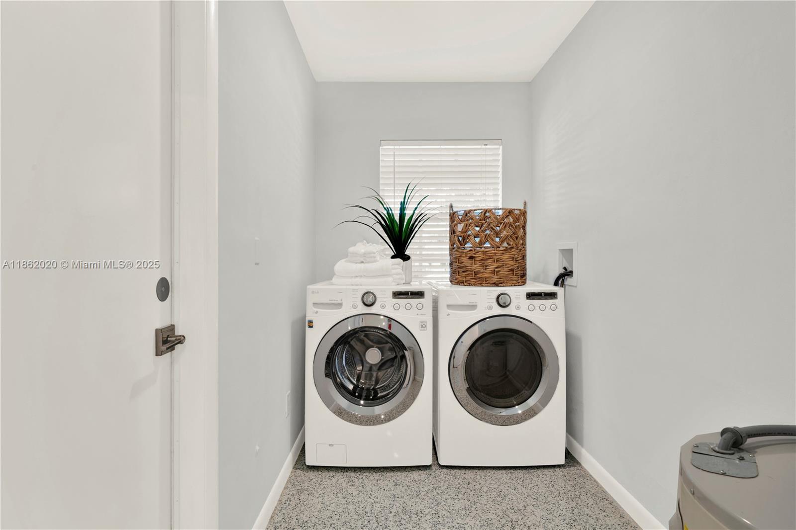 PALMETTO COUNTRY CLUB EST - Residential