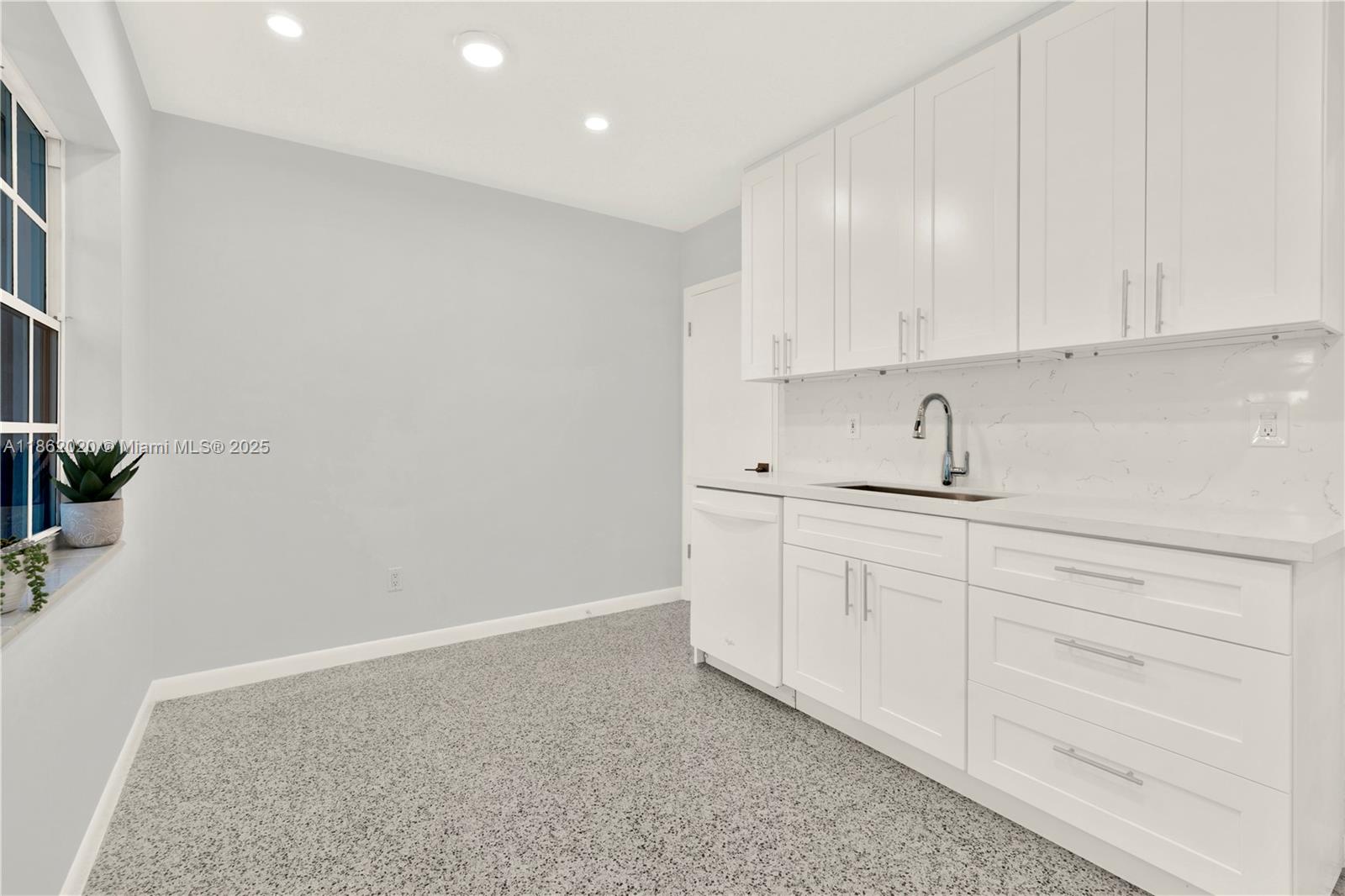 PALMETTO COUNTRY CLUB EST - Residential