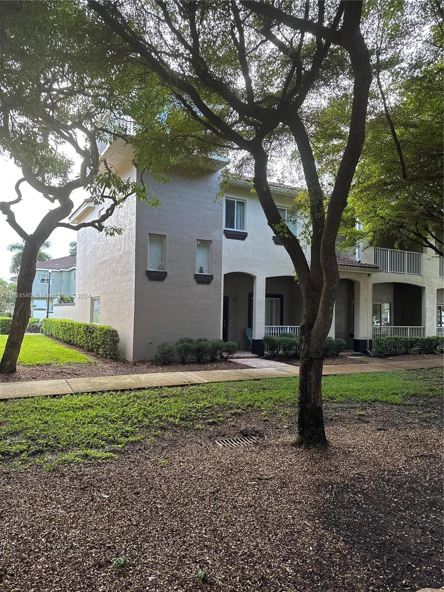 Property for Sale at 1953 Se 24th Ave, Homestead, Miami-Dade County, Florida - Bedrooms: 4 
Bathrooms: 3  - $339,000