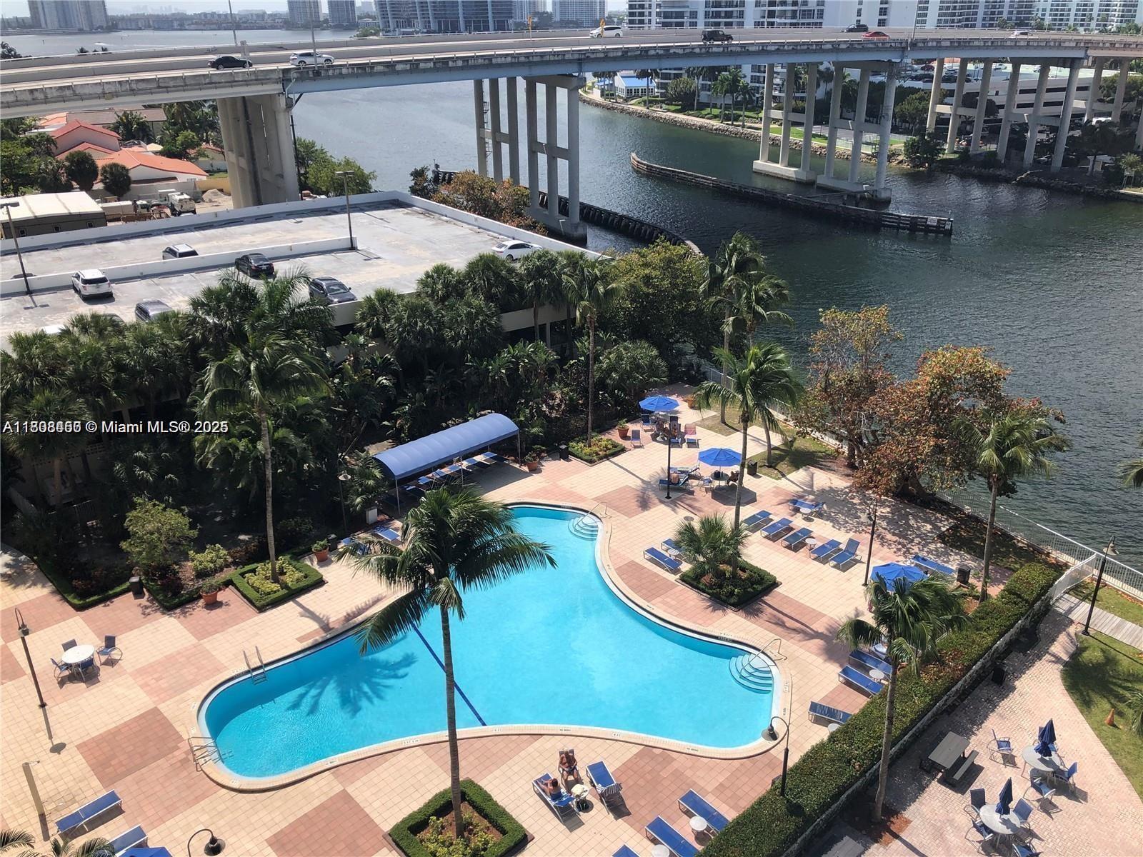 OCEANVIEW BUILDING A COND - Residential
