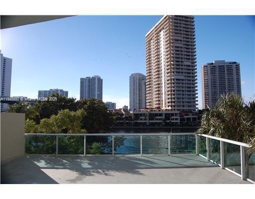 19390 Collins Ave 217