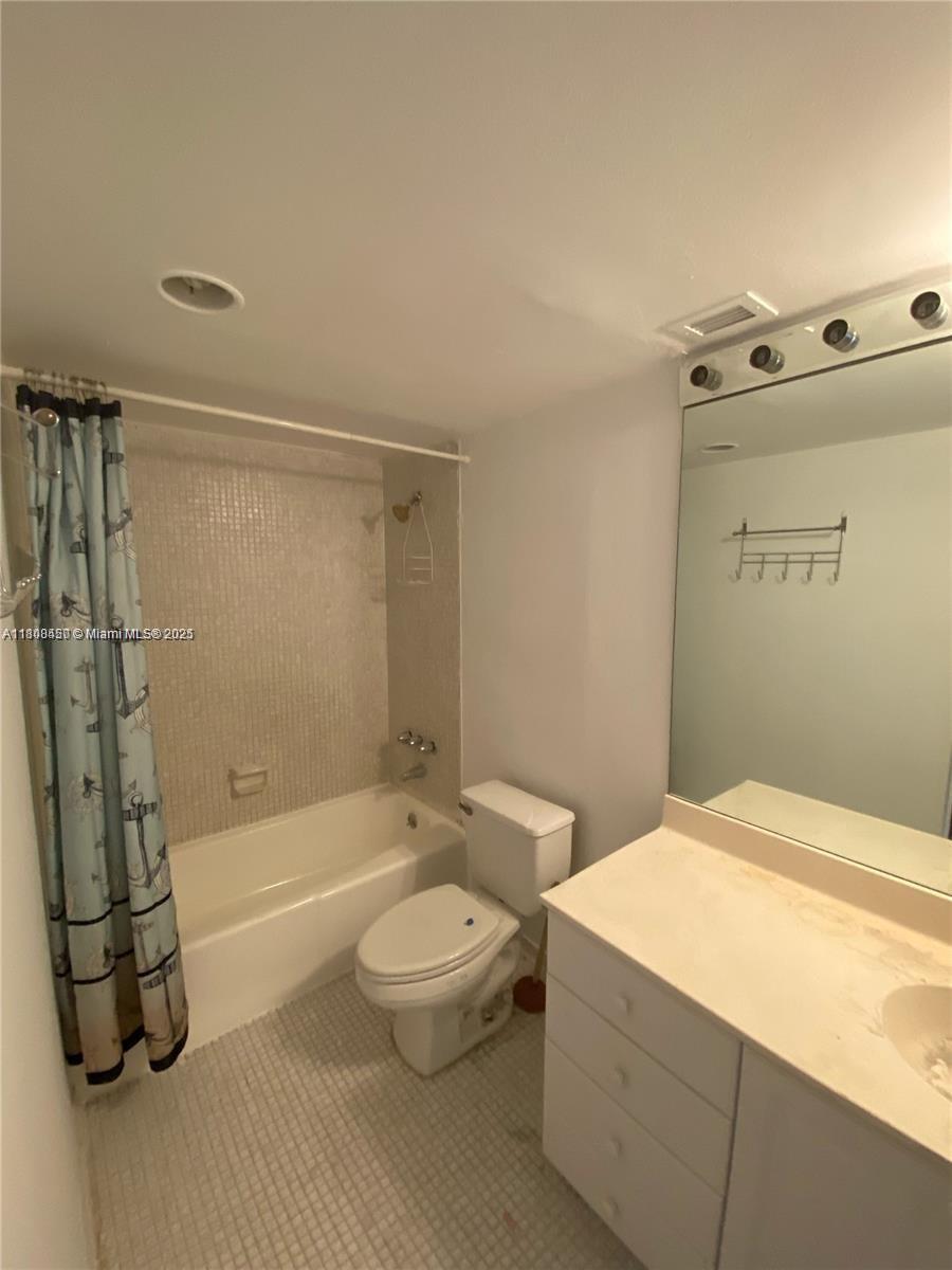 OCEANVIEW BUILDING A COND - Residential