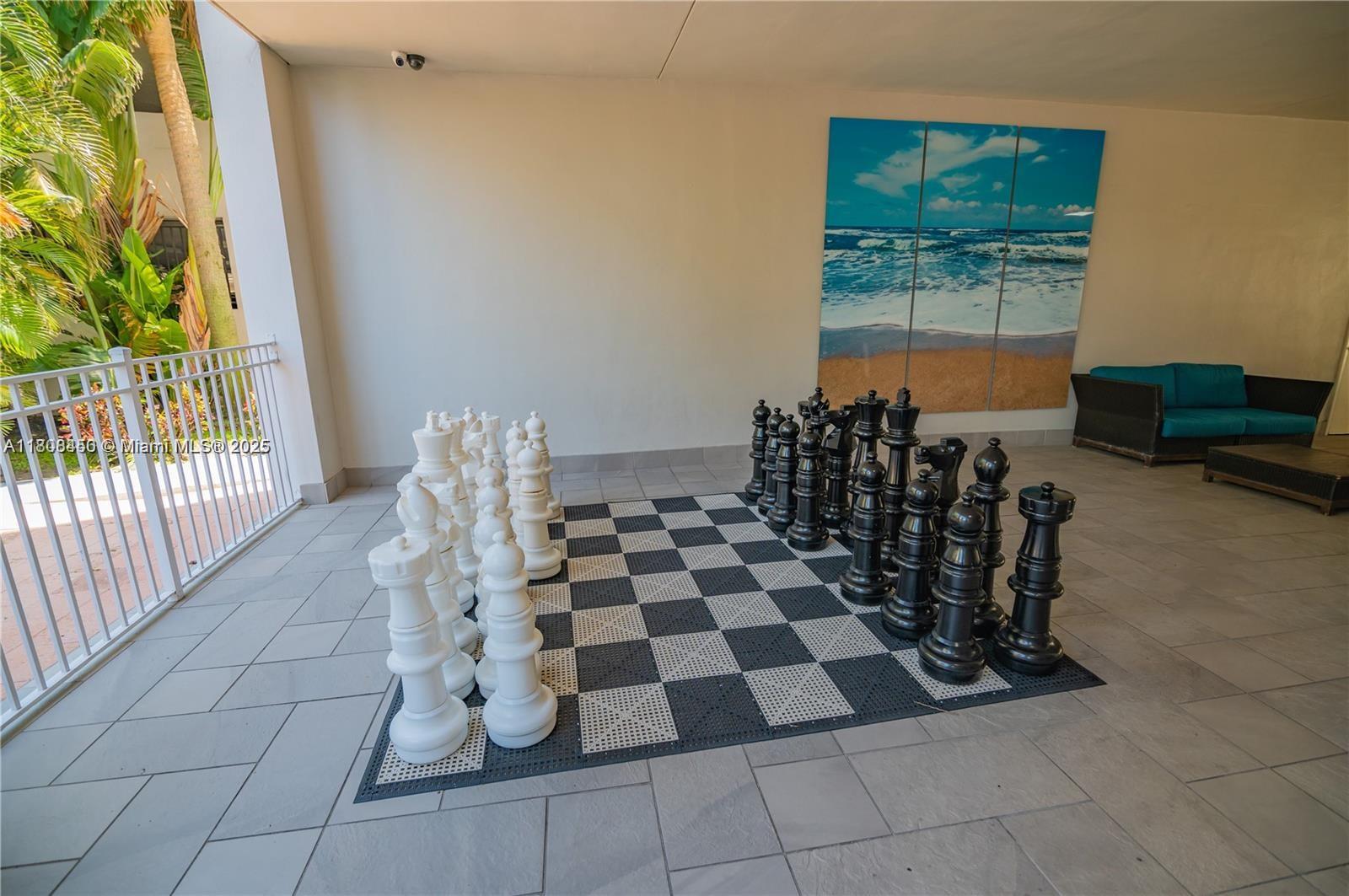 OCEANVIEW BUILDING A COND - Residential