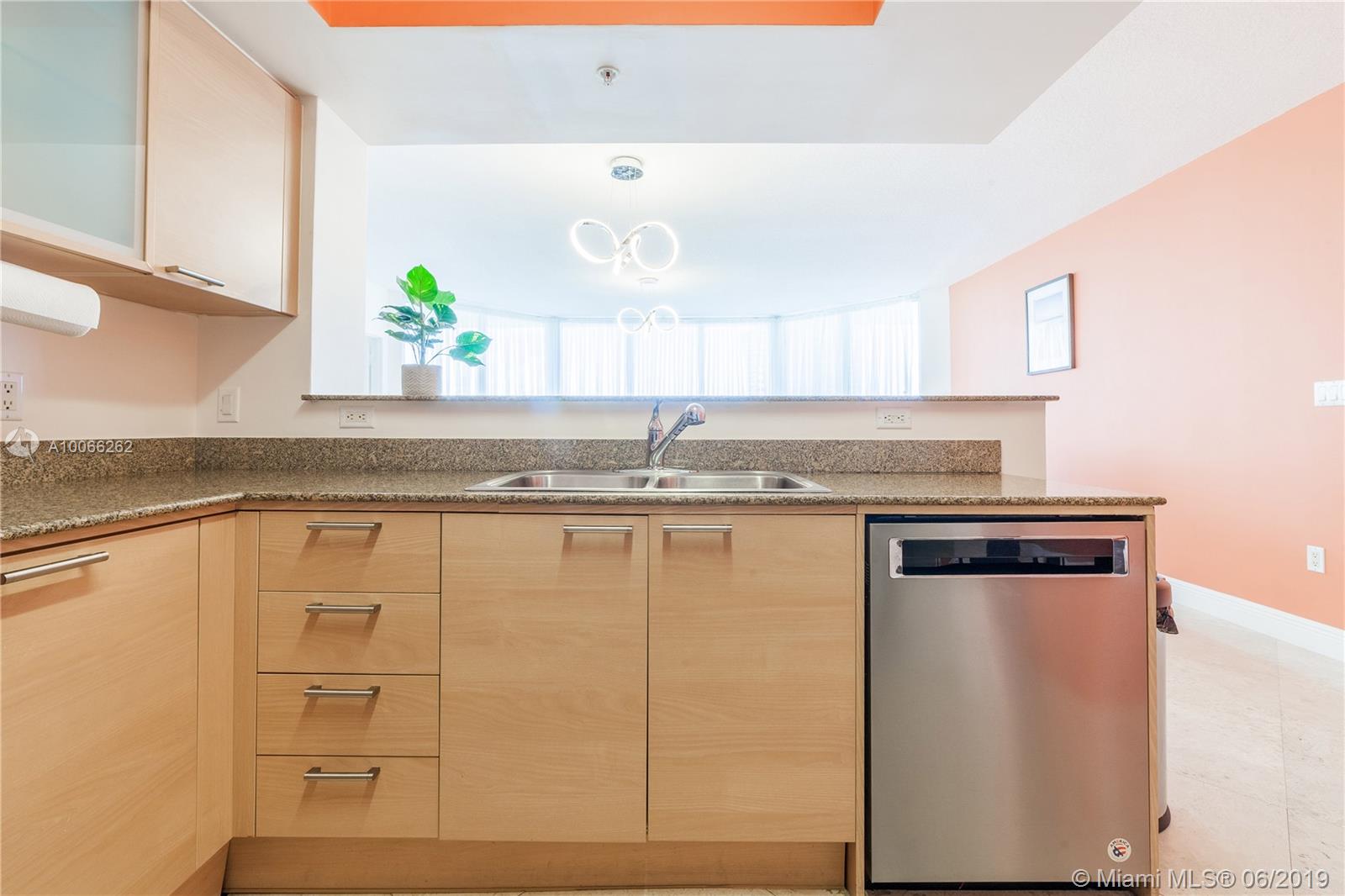 La Perla Condo - Residential Lease