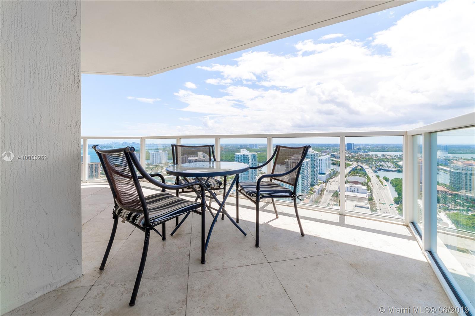 La Perla Condo - Residential Lease