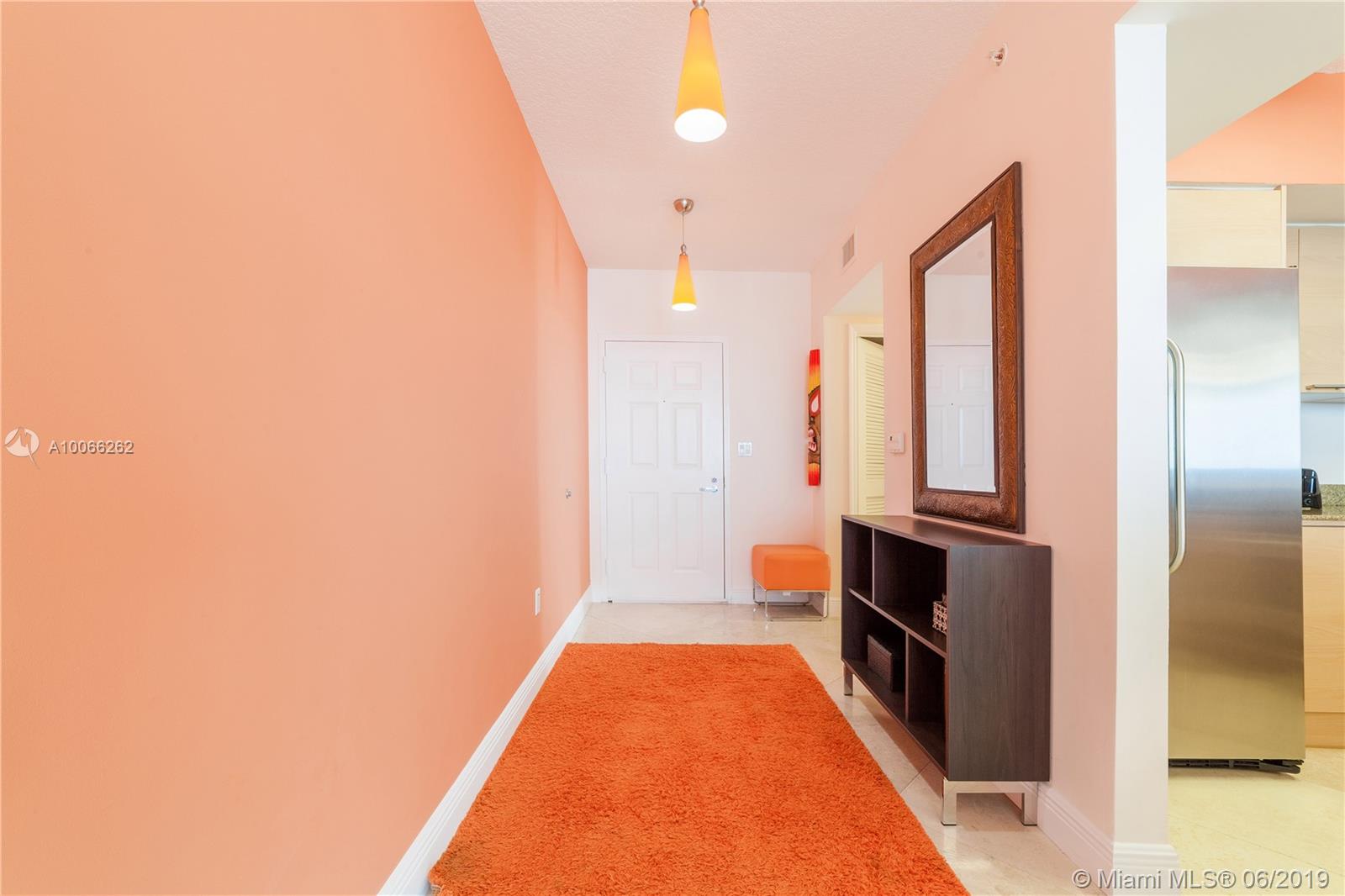 La Perla Condo - Residential Lease