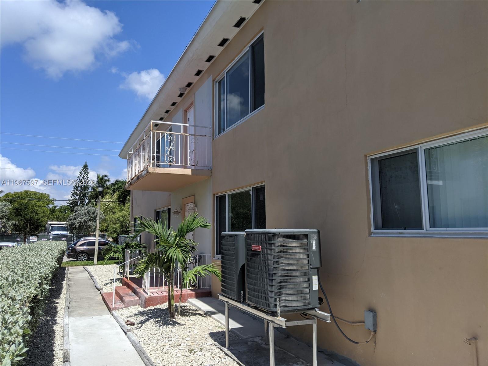 BISC BEACH SUB - Residential Lease