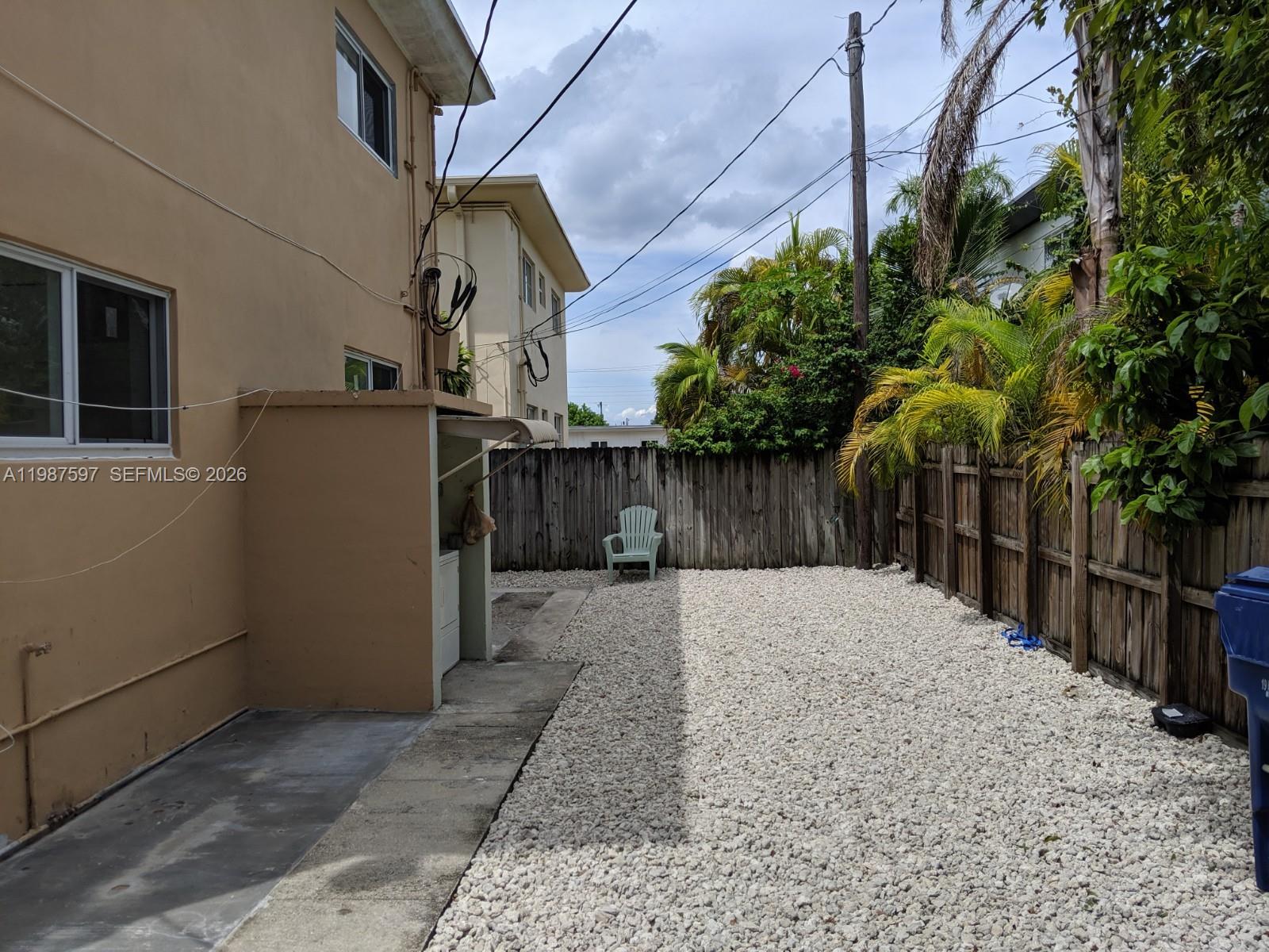 BISC BEACH SUB - Residential Lease