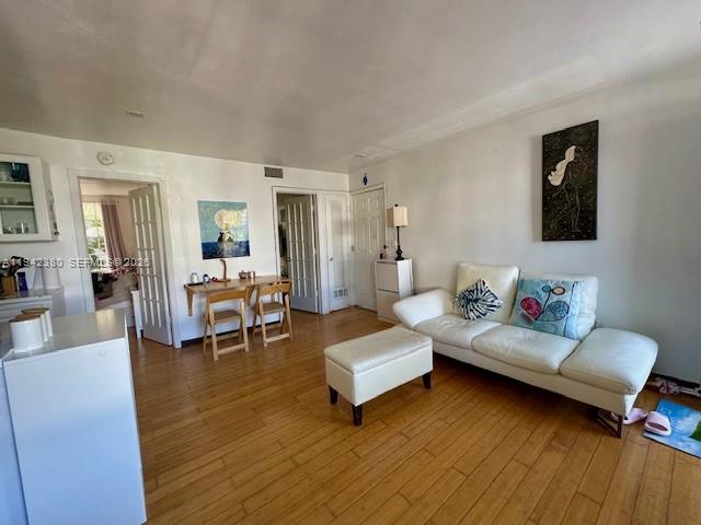 FRIENDLY CORNER CONDO - Residential