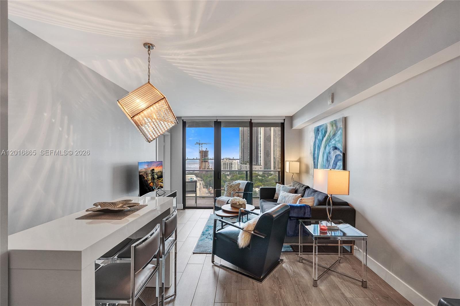 3401 MIDTOWN CONDO - Residential