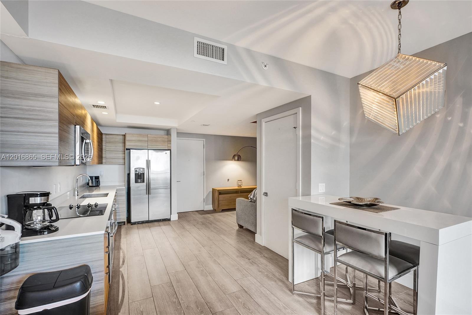 3401 MIDTOWN CONDO - Residential