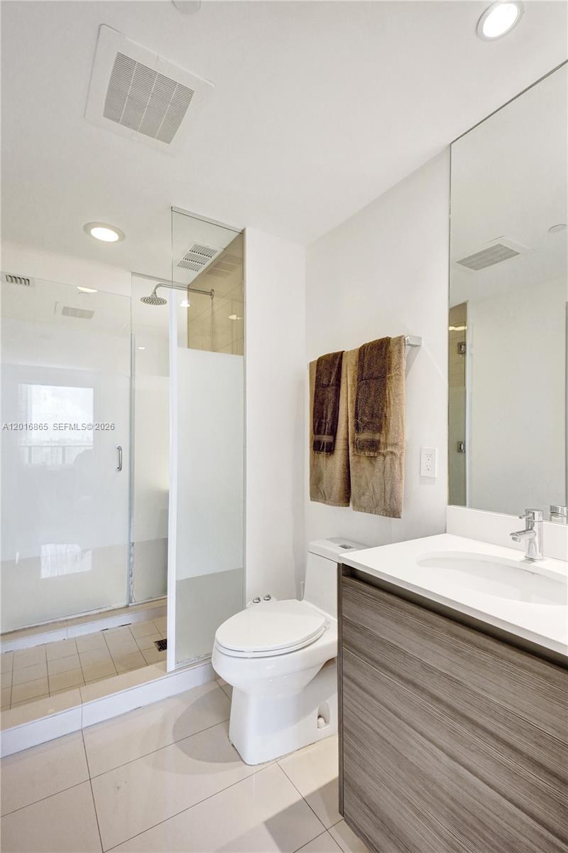 3401 MIDTOWN CONDO - Residential