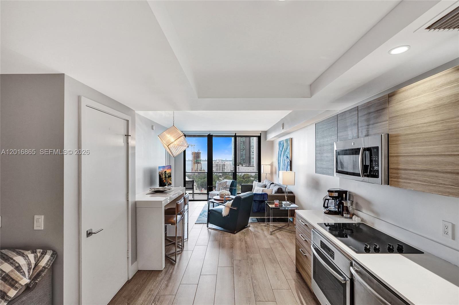 3401 MIDTOWN CONDO - Residential