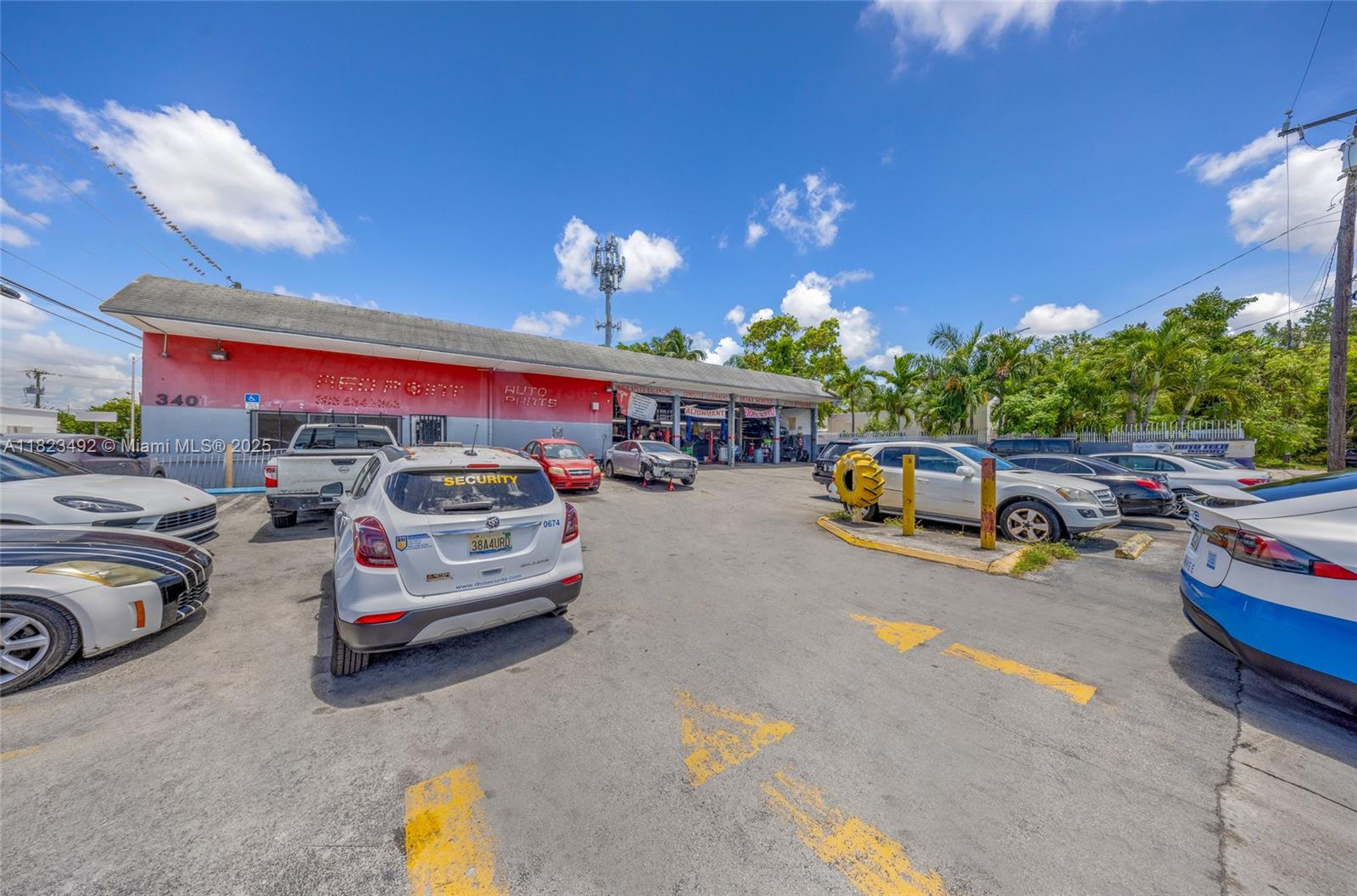 This 2,000 SF space, with a small upstairs mezzanine, is ideally located where Wynwood meets Allapattah, offering prime visibility on NW 7th Avenue, which boasts 27,500 daily car and an unobstructed view of the site traveling north. Its central location provides excellent connectivity to Miami's busiest neighborhoods. Allapattah is a rapidly growing submarket, making this an ideal spot for automotive or industrial tenants like tint and audio installers or parts stores, especially given its proximity to a busy auto repair shop. Tenants can renovate to suit their needs and will benefit from competitive rents in a high-traffic corridor.