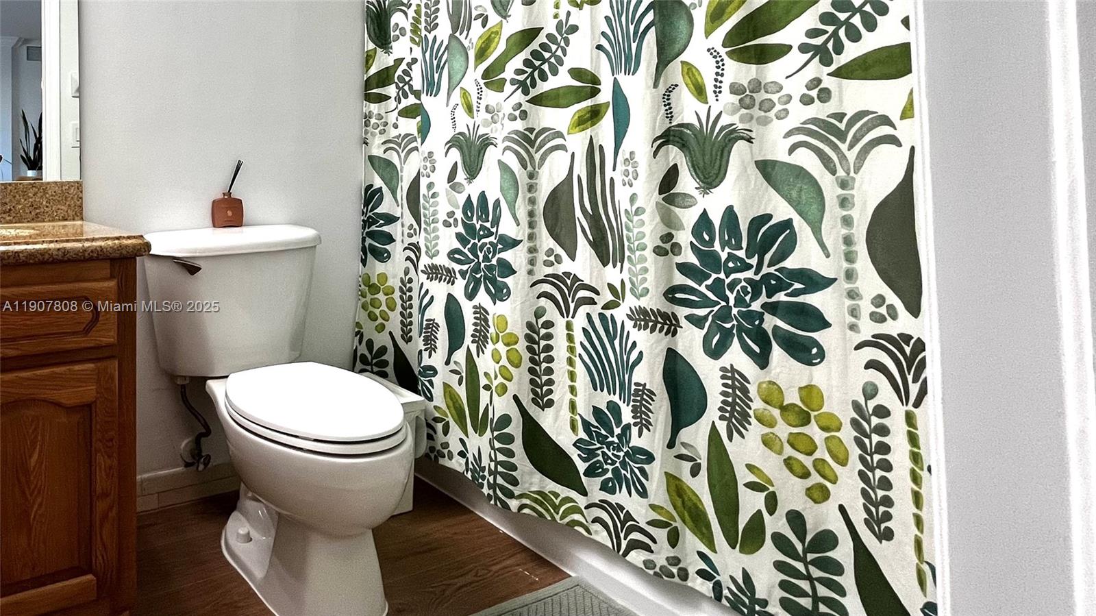 KEYSTONE PARK CONDO - Residential Lease