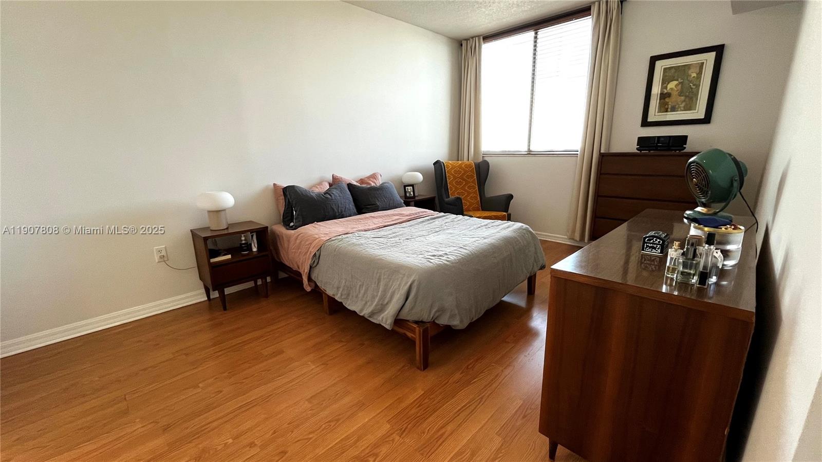 KEYSTONE PARK CONDO - Residential Lease