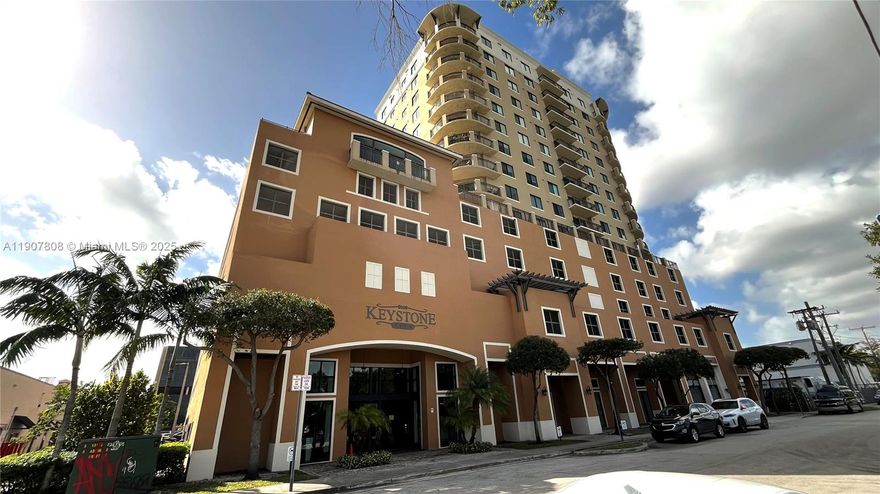 Beautiful and bright condo in the heart of Miami, featuring two covered and assigned parking spaces. Enjoy a modern kitchen with stainless steel refrigerator and microwave, in-unit washer and dryer, and a spacious balcony with open city view. This luxury building offers top amenities including a rooftop pool, gym, entertainment area, and on-site security. Conveniently located just minutes from Coral Gables, Downtown, FIU, Wynwood, major highways, and Miami International Airport, with grocery stores, Starbucks, and essential services nearby.