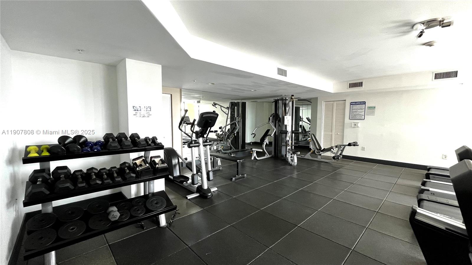 KEYSTONE PARK CONDO - Residential Lease