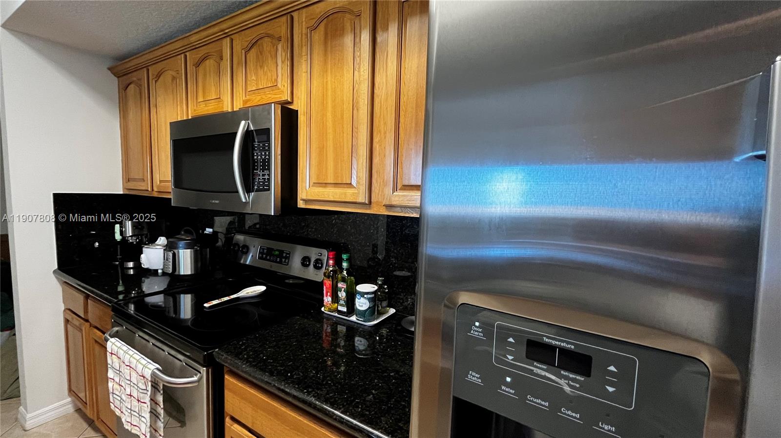 KEYSTONE PARK CONDO - Residential Lease