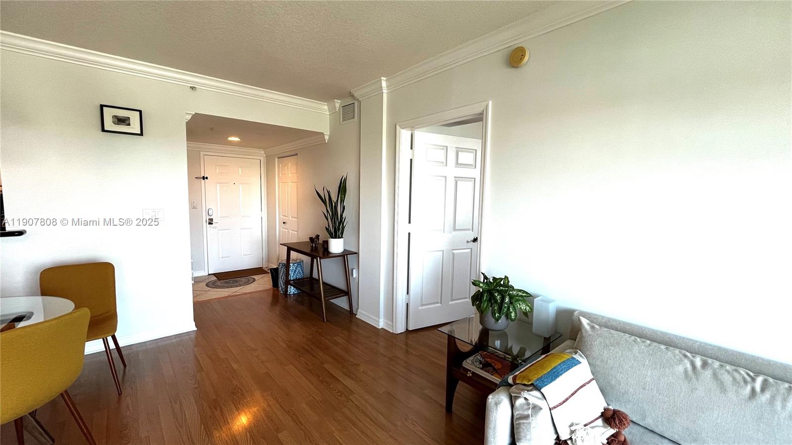 KEYSTONE PARK CONDO - Residential Lease