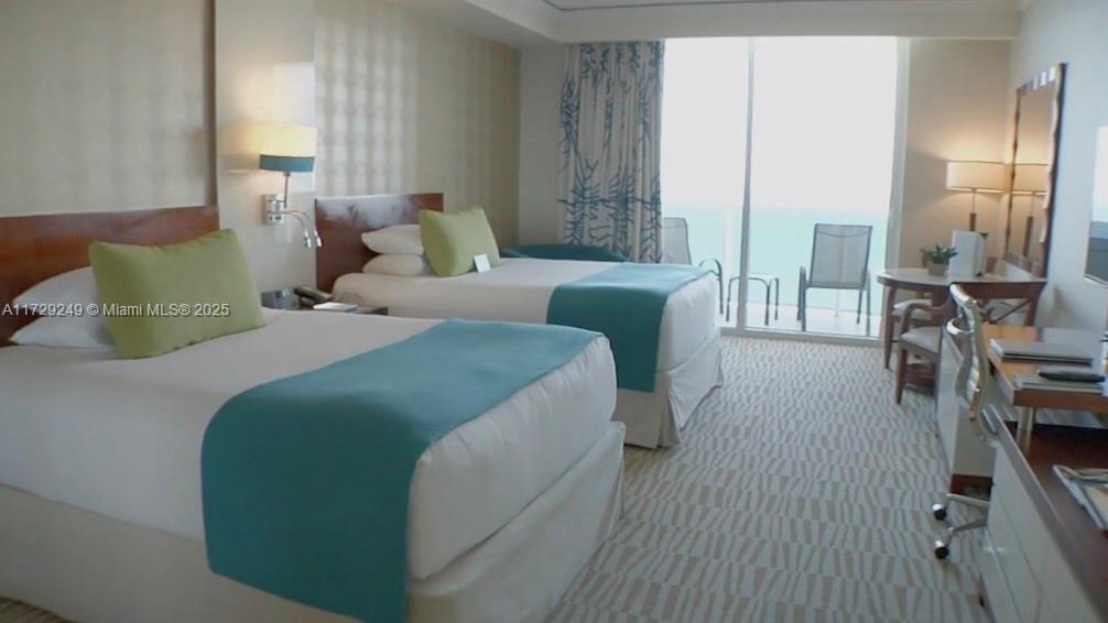 TRUMP INTERNATIONAL SONES - Residential