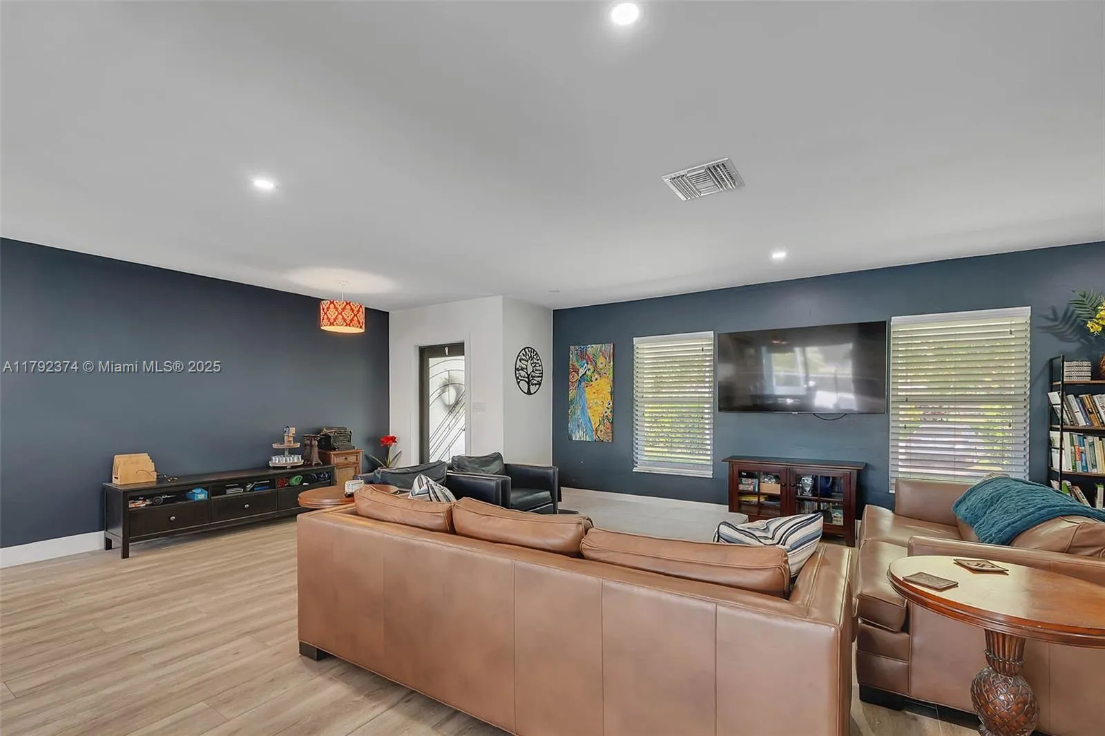 Palmetto Bay, Florida 33157, United States, 4 Bedrooms Bedrooms, ,2 BathroomsBathrooms,Residential,Active,118794