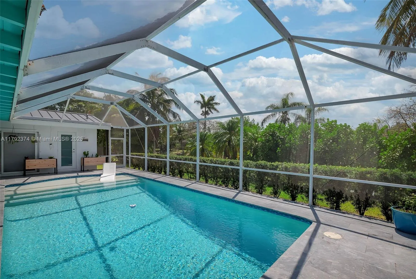 Palmetto Bay, Florida 33157, United States, 4 Bedrooms Bedrooms, ,2 BathroomsBathrooms,Residential,Active,118794