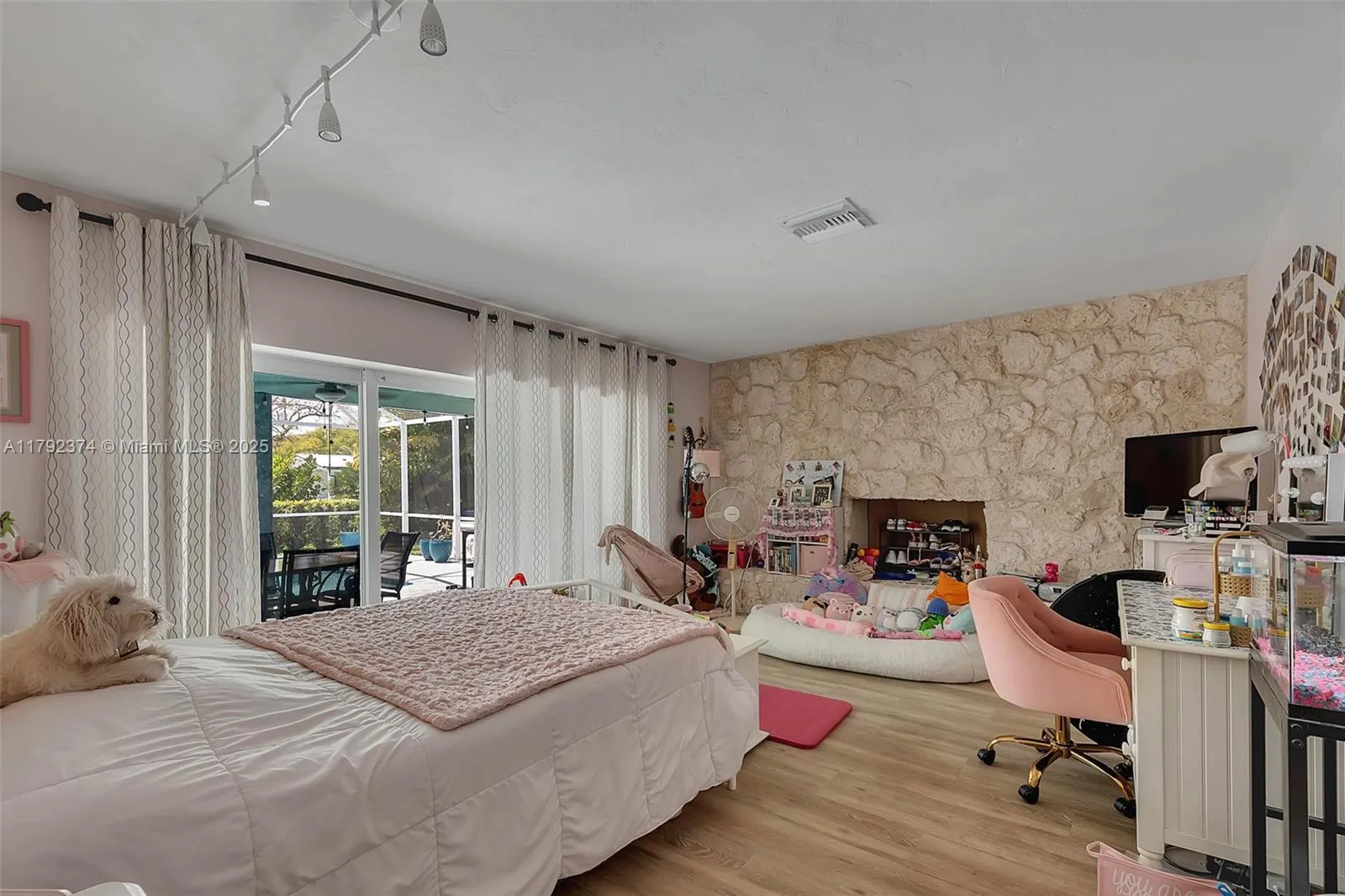 Palmetto Bay, Florida 33157, United States, 4 Bedrooms Bedrooms, ,2 BathroomsBathrooms,Residential,Active,118794