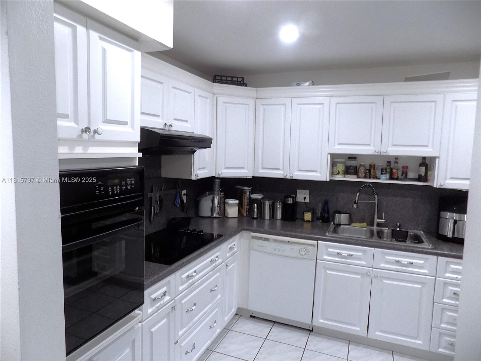 Address Not Disclosed, Weston, Broward County, Florida - 2 Bedrooms  
2 Bathrooms - 