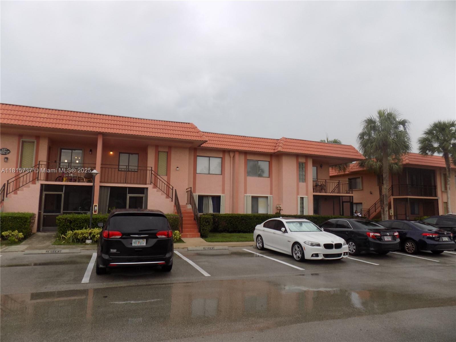 Property for Sale at Address Not Disclosed, Weston, Broward County, Florida - Bedrooms: 2 
Bathrooms: 2  - $329,000