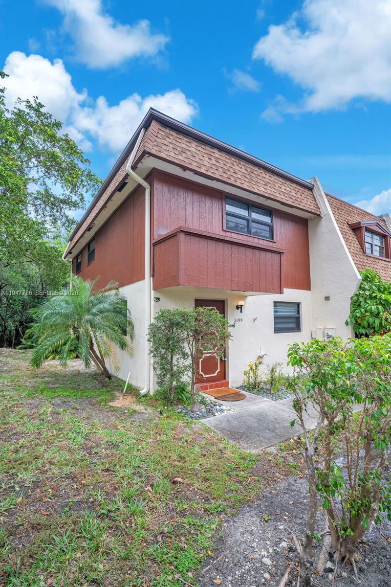 SANDPIPER POINT - Residential