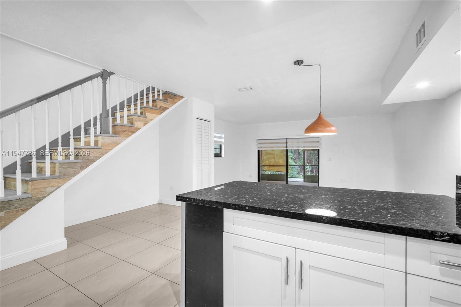 SANDPIPER POINT - Residential