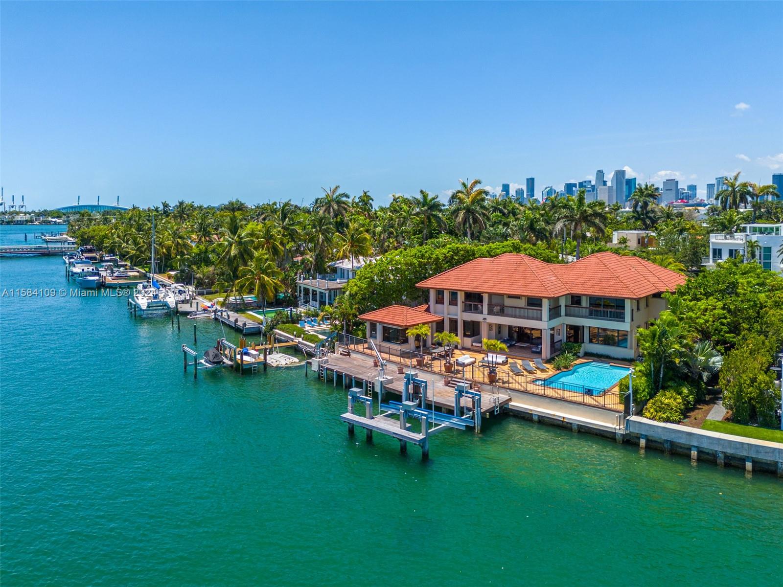 SAN MARINO ISLAND - Residential