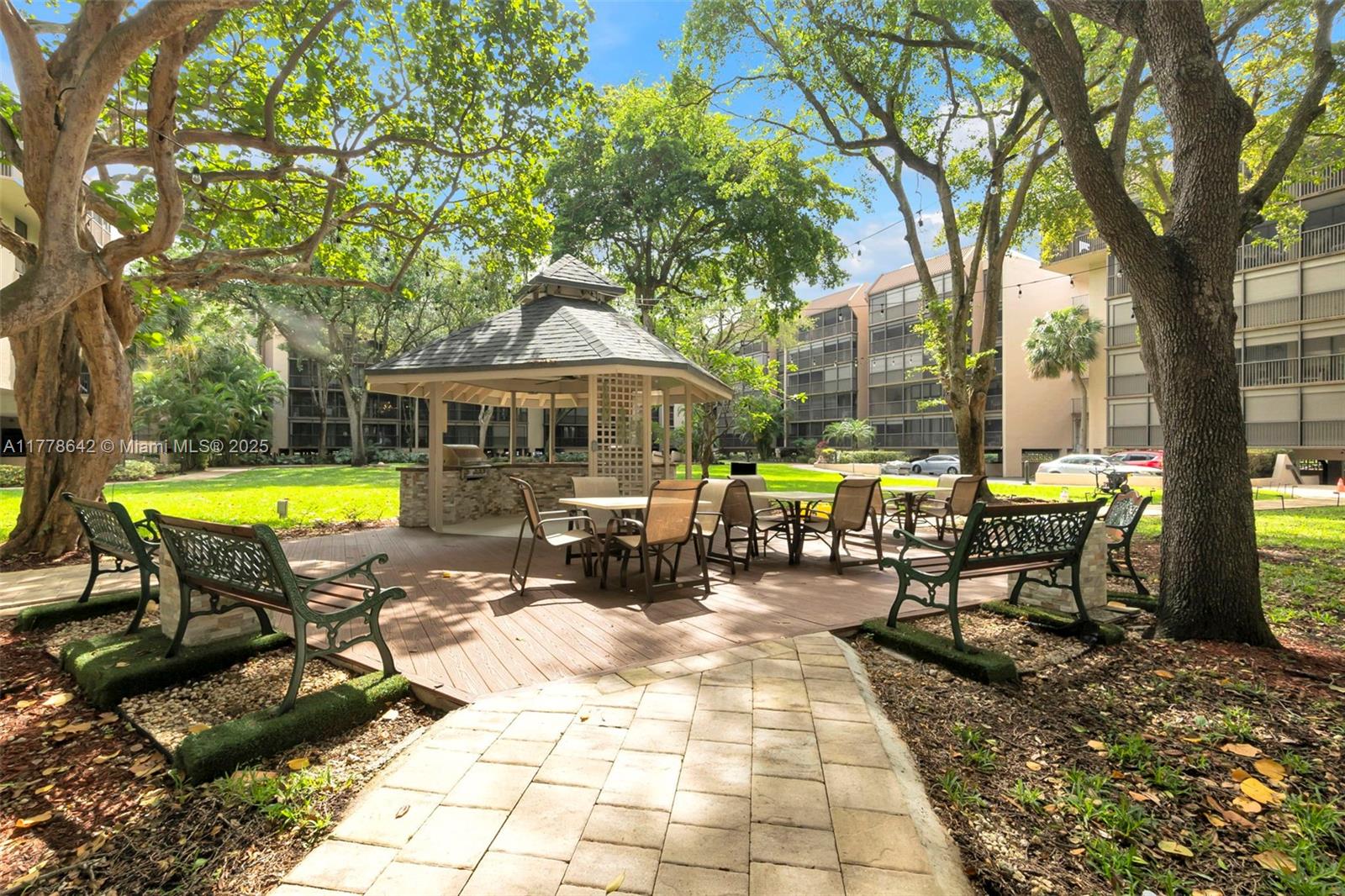 GRANDVIEW AT EMERALD HILL - Residential