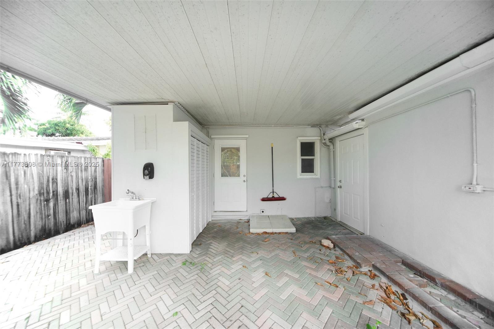 FAIRFAX PARK ADD - Residential