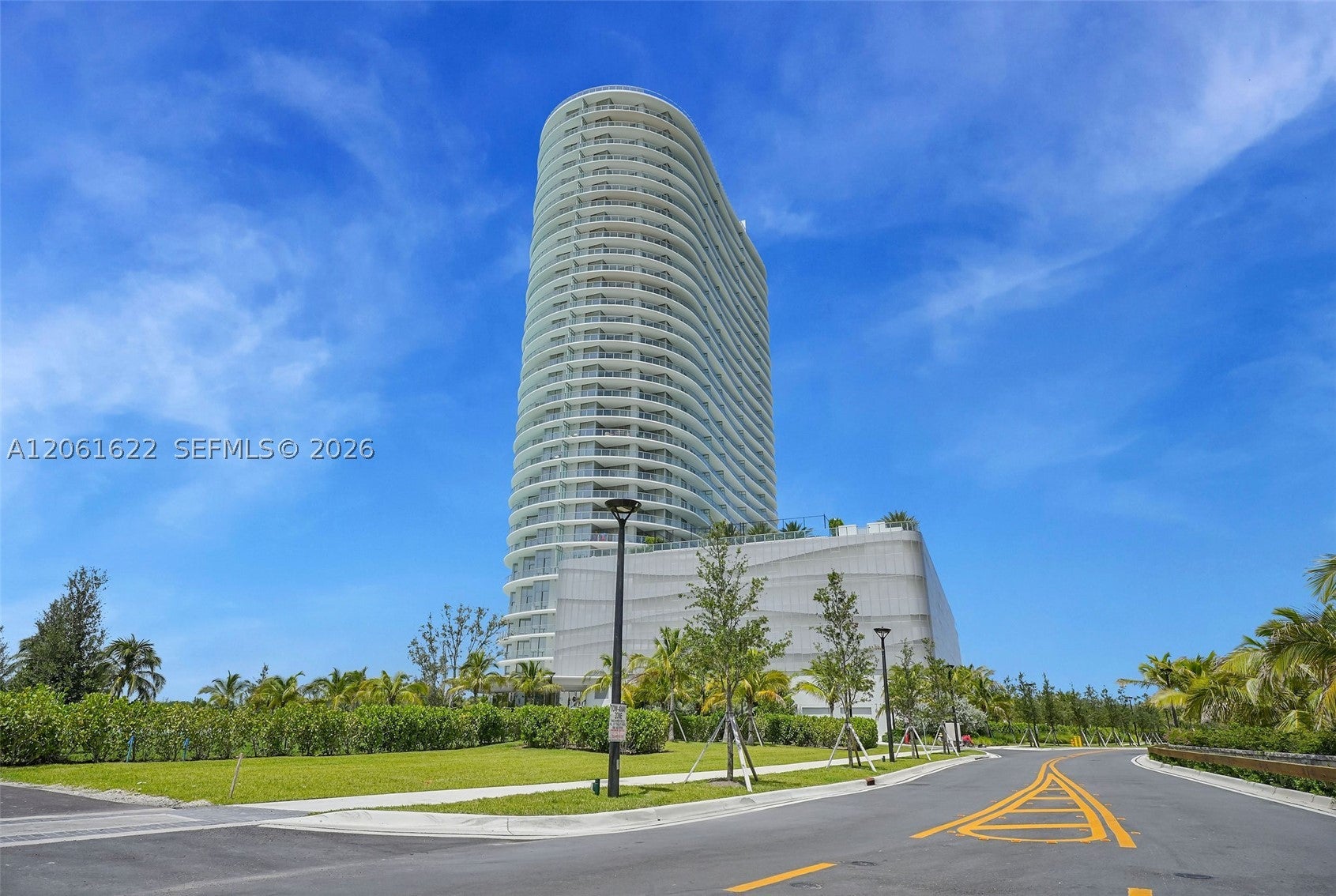 2411 Laguna Circle 1610