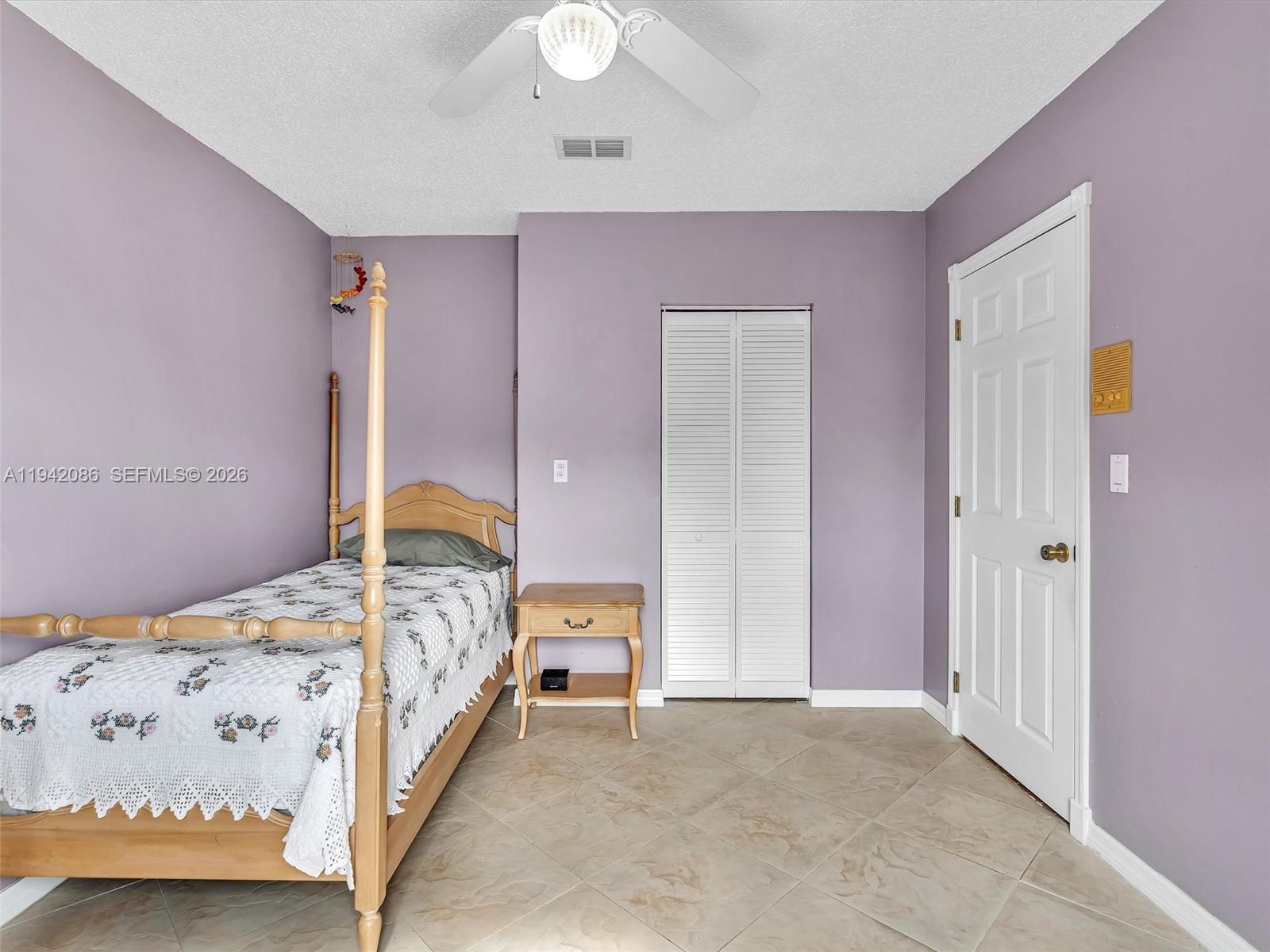 SUNFISH AT THE HAMMOCKS - Residential