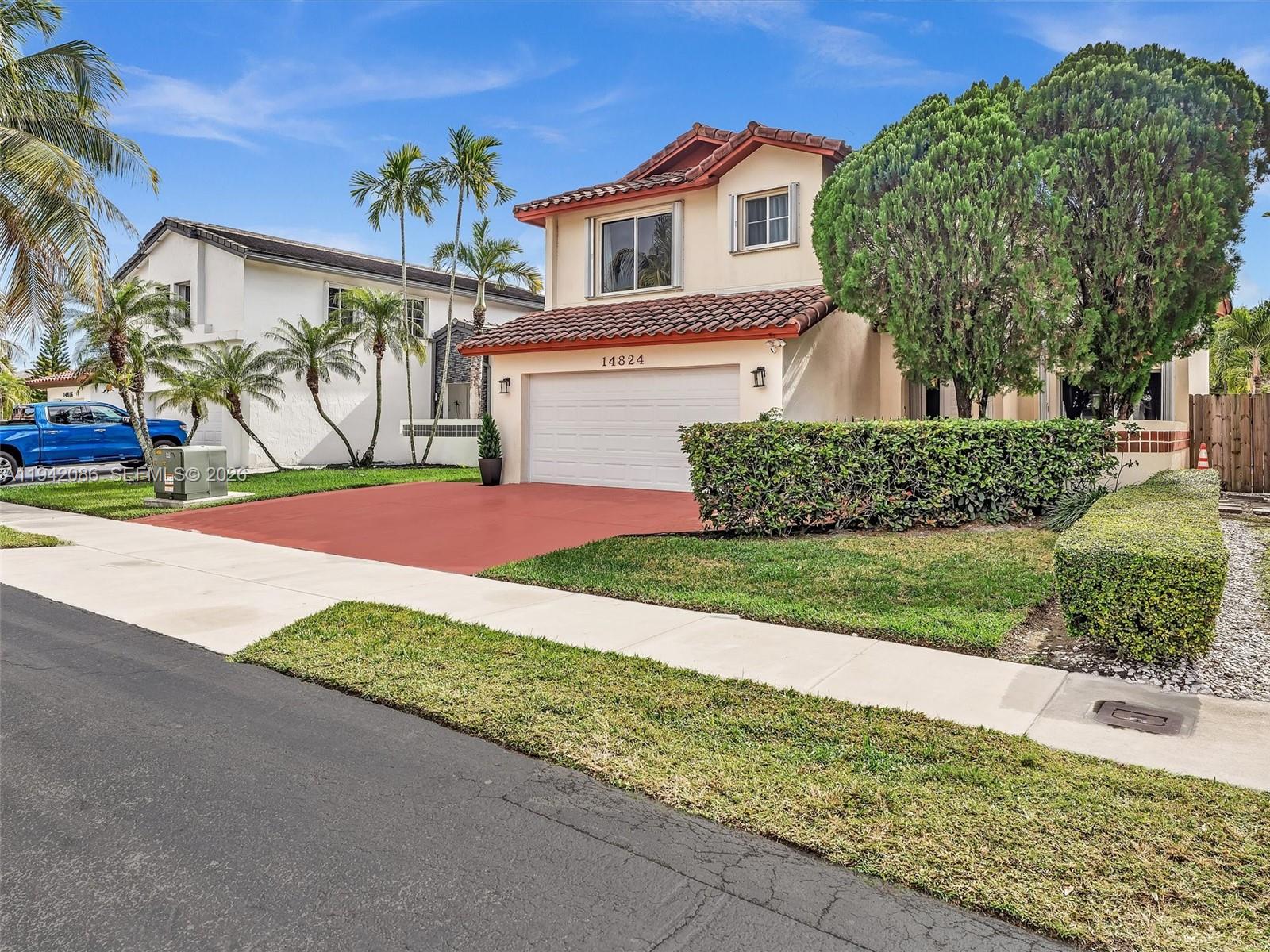 SUNFISH AT THE HAMMOCKS - Residential