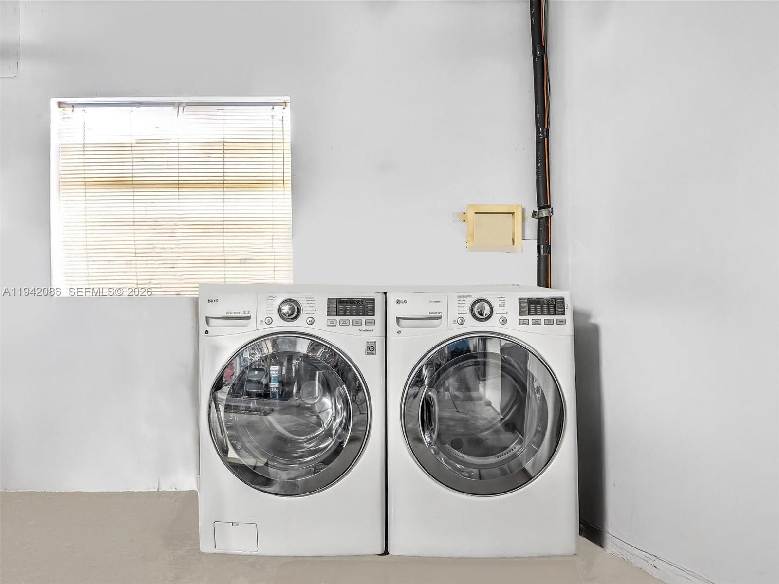 SUNFISH AT THE HAMMOCKS - Residential