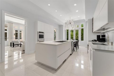 Tiny photo for 255 Cocoplum Rd, Coral Gables, FL 33143 (MLS # A12004005)