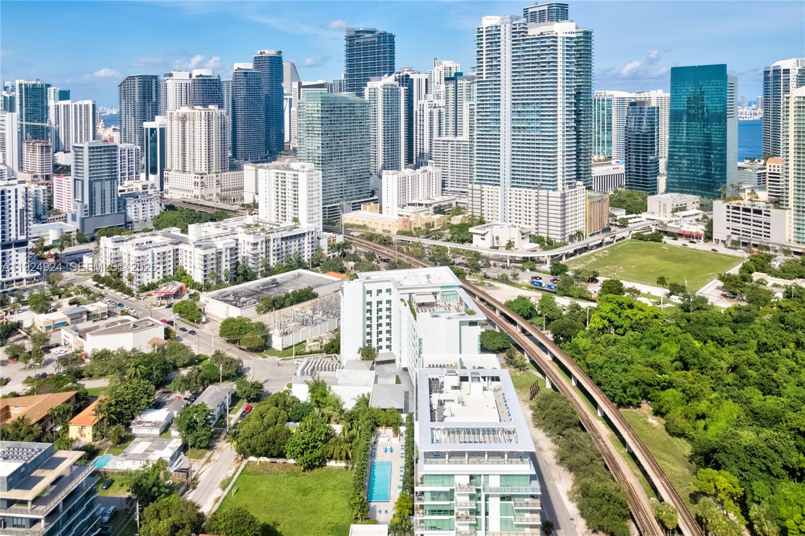 LE PARC AT BRICKELL CONDO - Residential Lease