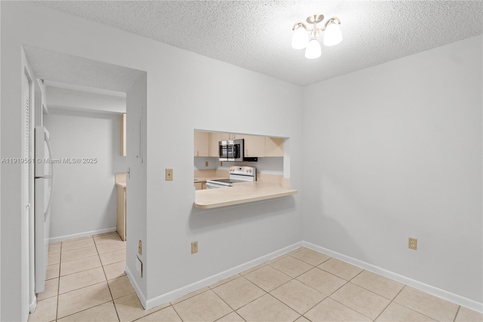 WATERVIEW CONDO - Residential Lease