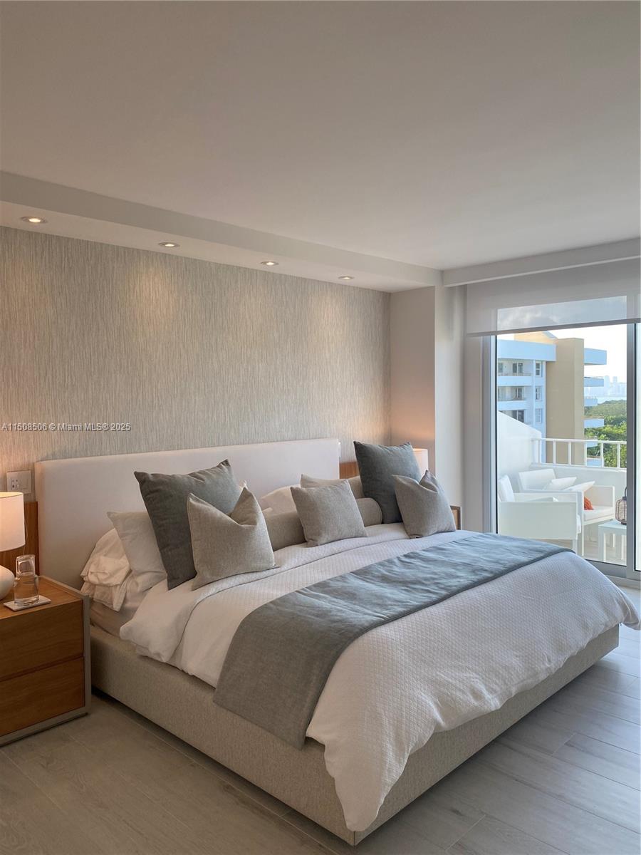 COMMODORE CLUB SOUTH COND - Residential Lease