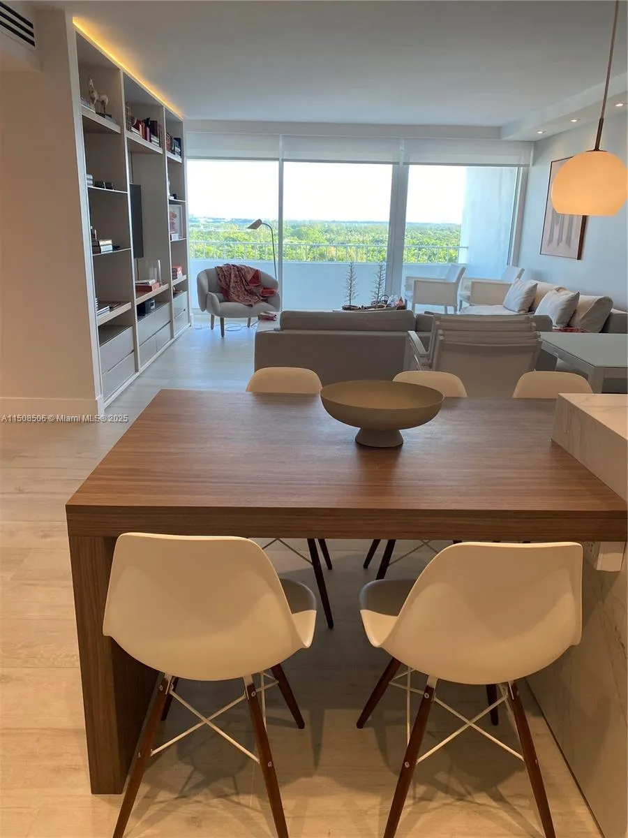 Key Biscayne, Florida 33149, United States, 2 Bedrooms Bedrooms, ,2 BathroomsBathrooms,Residential,Active,67419